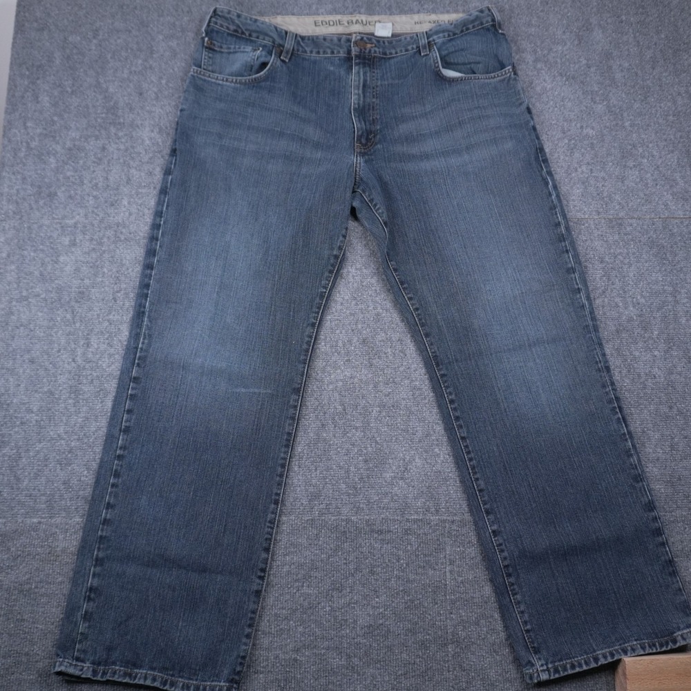 Eddie Bauer Relaxed Fit Jeans Mens 40x32 Blue Medium Wash Denim Cotton 1920 - Picture 2 of 10
